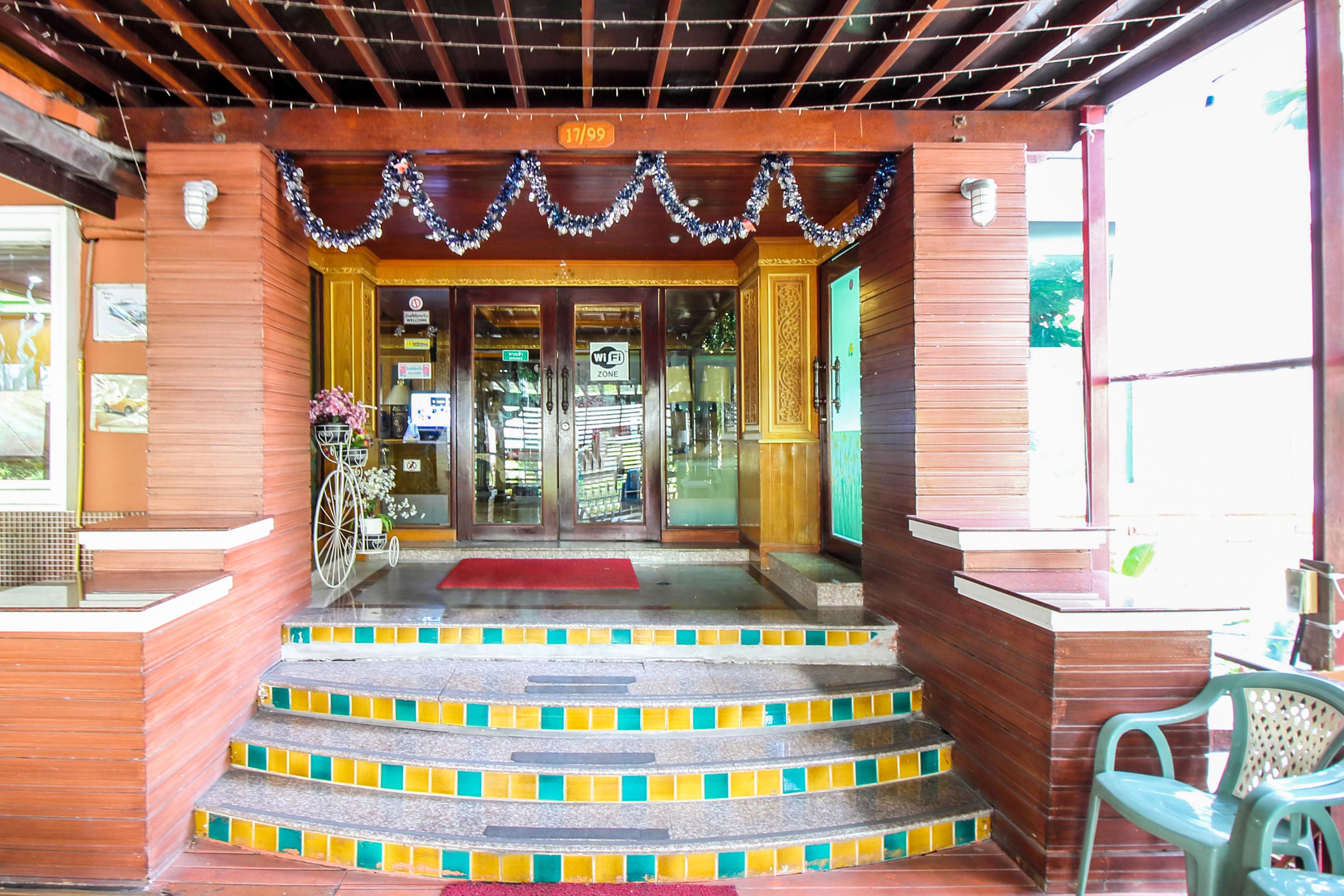 Oyo 280 Thai Garden Resort 曼谷 外观 照片