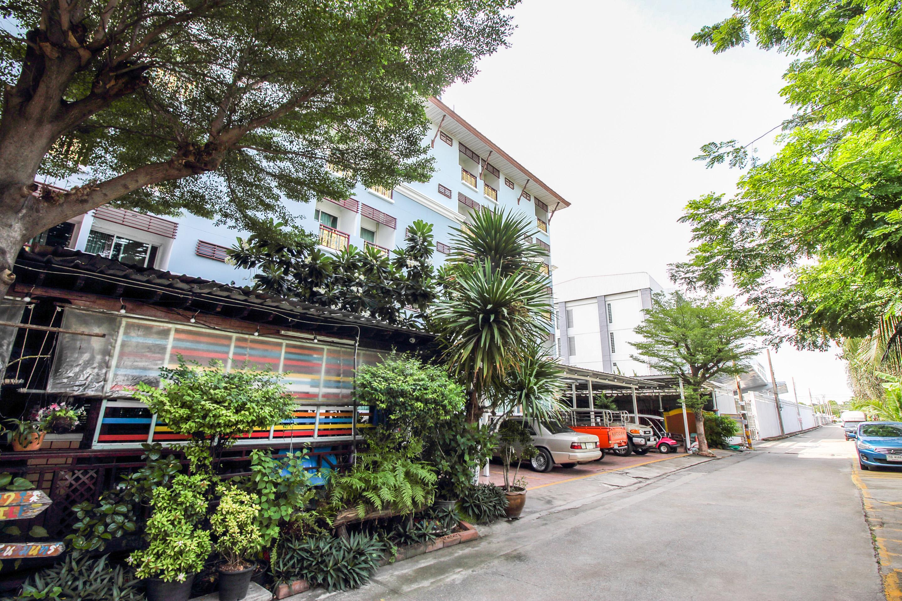 Oyo 280 Thai Garden Resort 曼谷 外观 照片