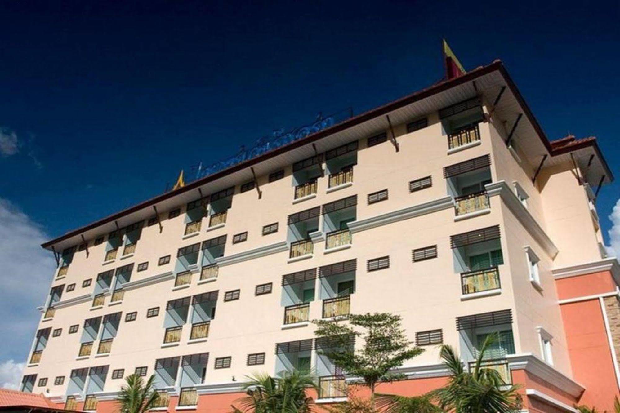 Oyo 280 Thai Garden Resort 曼谷 外观 照片